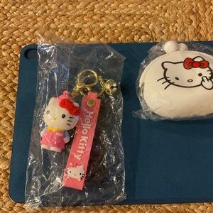 HELLO KITTY NWOT coin purse and key chain